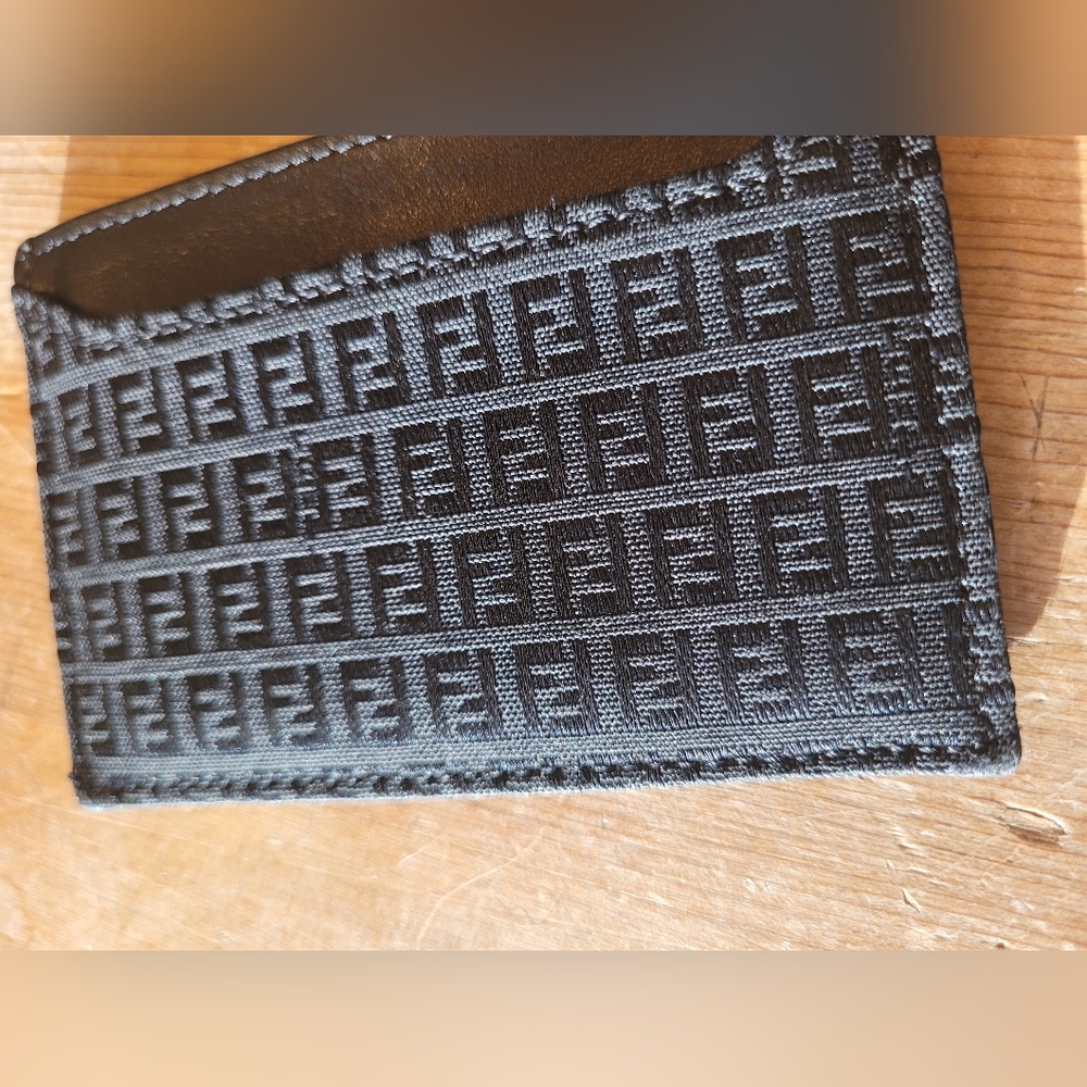Fendi Unisex Wallet - Picture 2 of 4